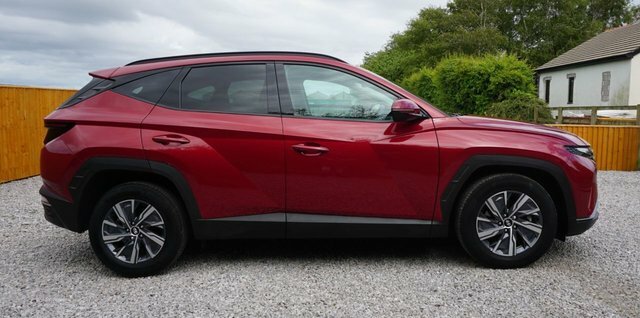 Hyundai Tucson T-gdi Se Connect Suv MM23CFJ Red #2