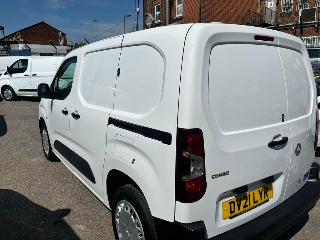Vauxhall Combo 1.5 Turbo D 2300 Dynamic L1 H1 Euro 6 DV21LYR White #5