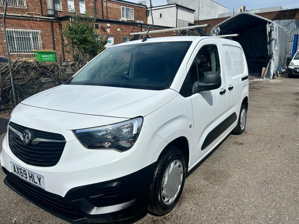 Vauxhall Combo 1.5 Turbo D 2000 Edition L1 H1 Euro 6 Ss AX69HLY White #5