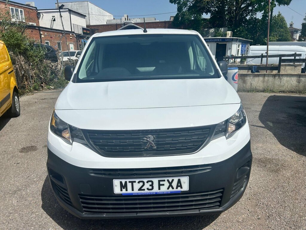 Peugeot Partner 1.5 Bluehdi 1000 Professional Premium Standard P MT23FXA White #2
