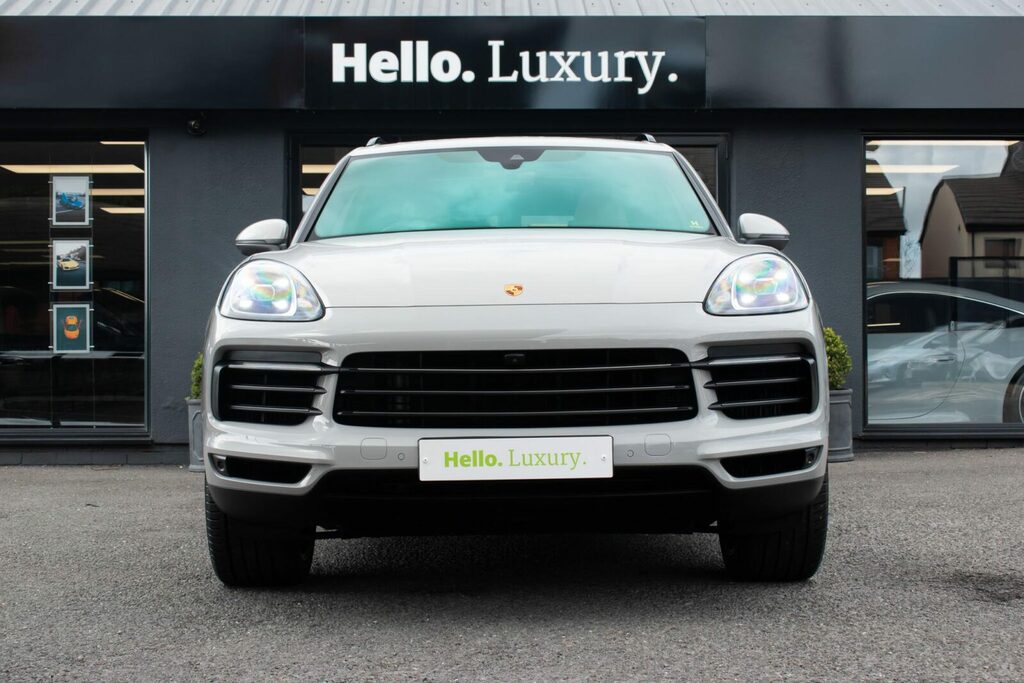 Porsche Cayenne 3.0T V6 Platinum Edition #3