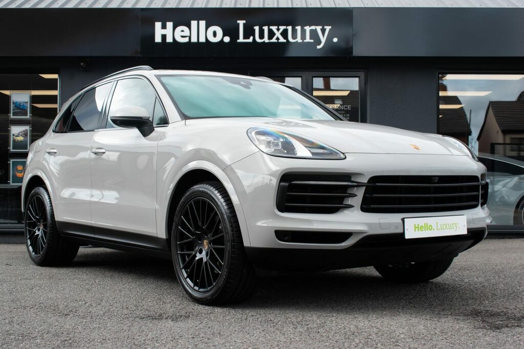 Porsche Cayenne 3.0T V6 Platinum Edition 