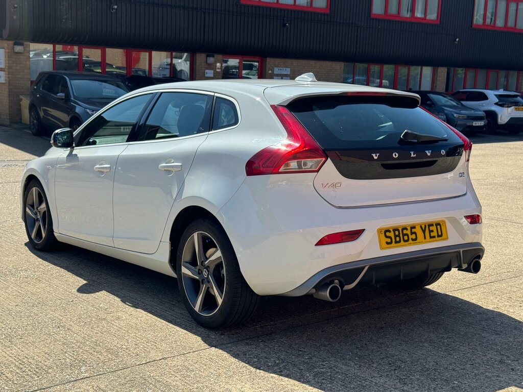 Volvo V40 Home Car Detail SB65YED White #6