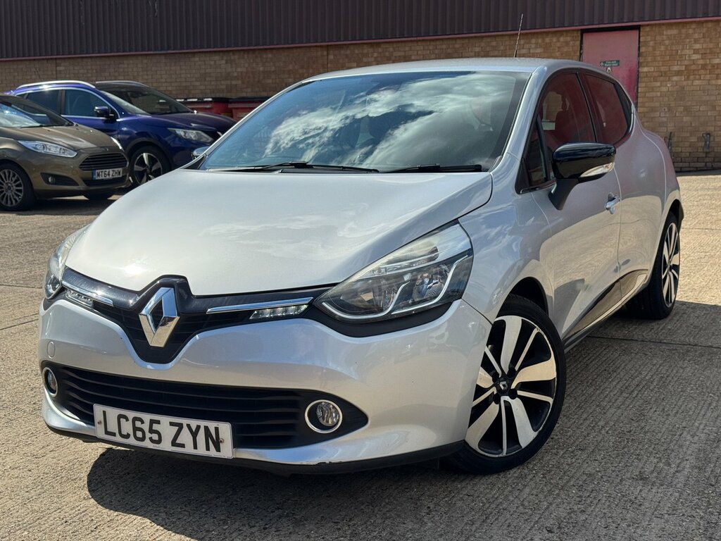 Renault Clio Home Car Detail 