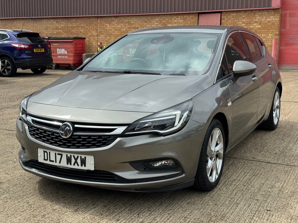 Vauxhall Astra Home Car Detail DL17WXW Grey #3