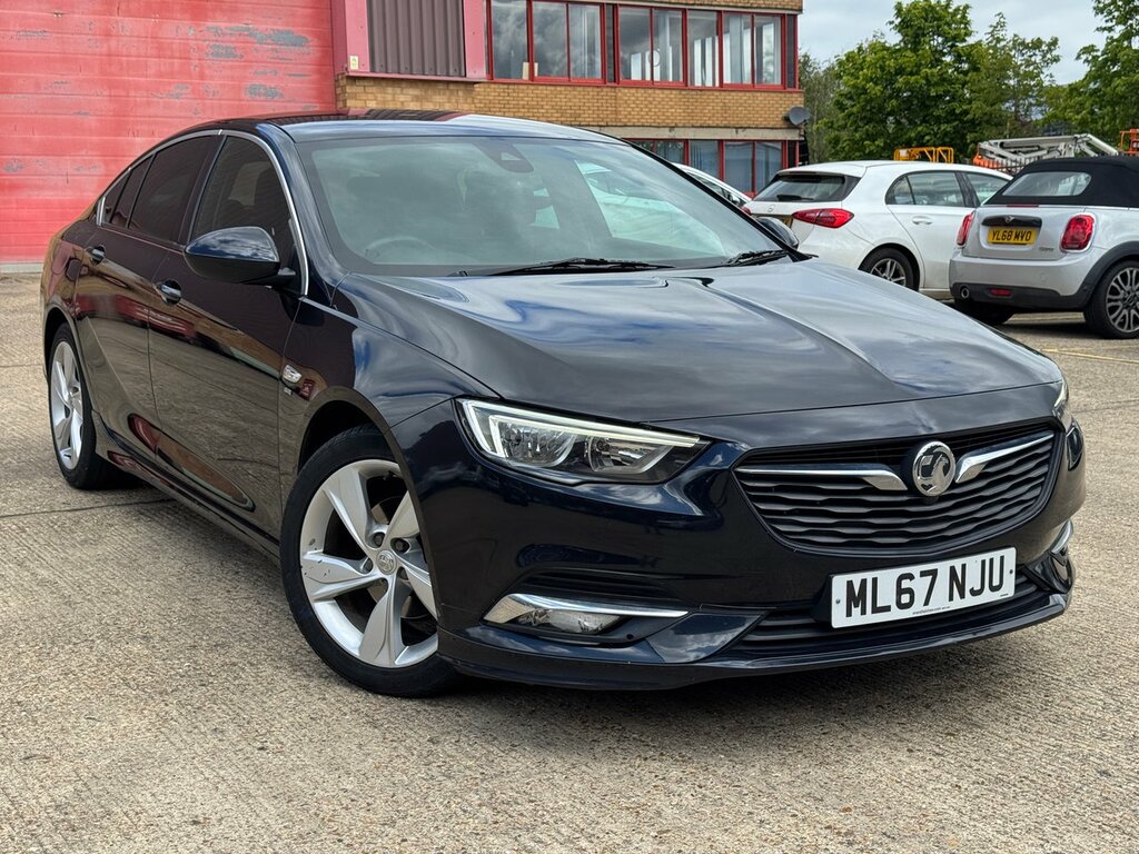 Vauxhall Insignia Home Car Detail 