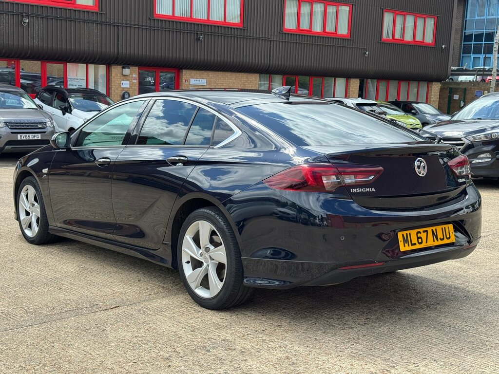 Vauxhall Insignia Home Car Detail ML67NJU #6