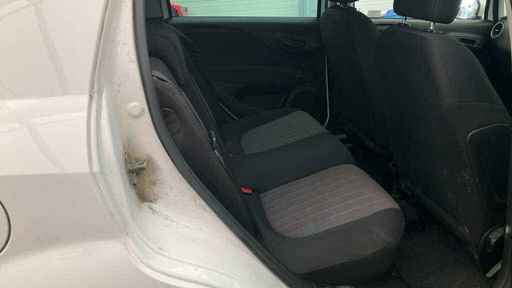 Fiat Punto Pop Plus White #10