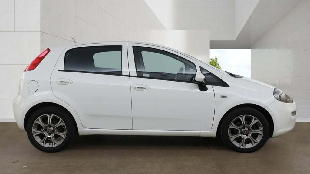 Fiat Punto Home Car Detail  #5