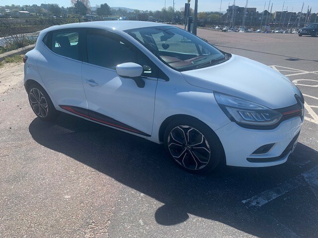 Renault Clio Hatchback 0.9 Dynamique S Nav Tce 90 2017 White