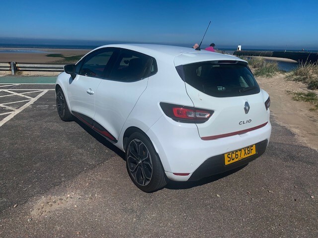 Renault Clio Hatchback 0.9 Dynamique S Nav Tce 90 2017 SC67XBF White #5