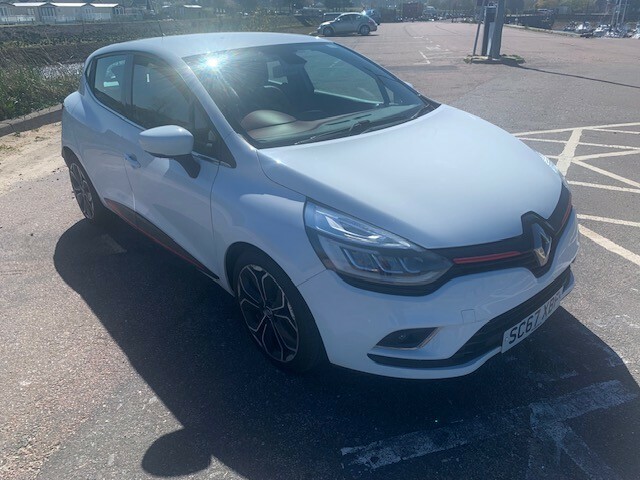 Renault Clio Hatchback 0.9 Dynamique S Nav Tce 90 2017 SC67XBF White #2