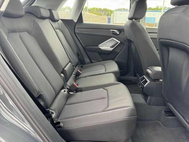 Audi Q3 Suv 1.5 Tfsi Cod 35 Technik 2022 WG22VTX Grey #3