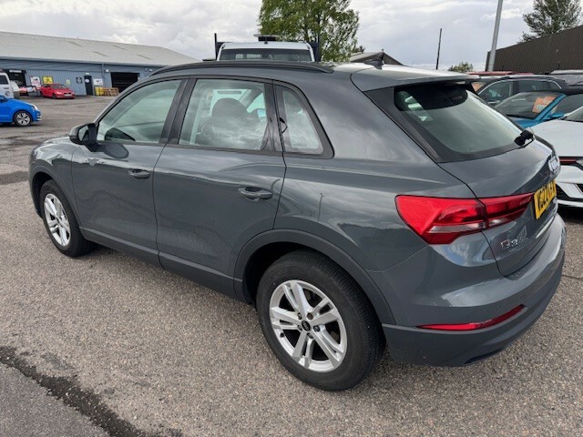Audi Q3 Suv 1.5 Tfsi Cod 35 Technik 2022 WG22VTX Grey #5