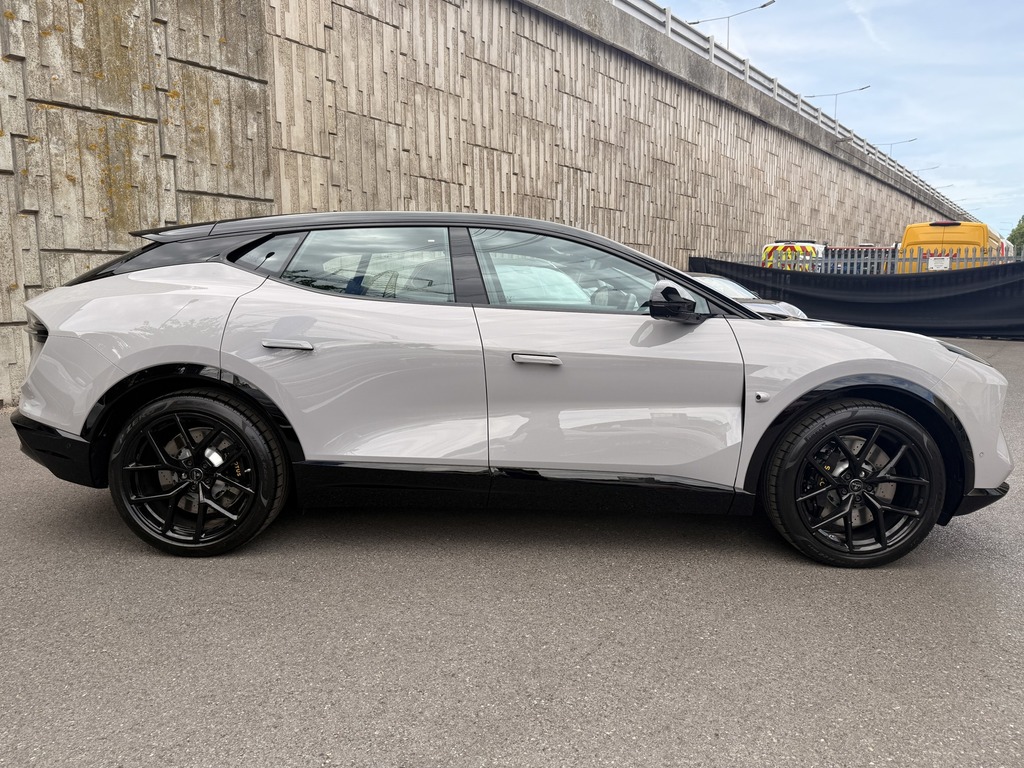 Lotus Eletre 450Kw 600 Gt 112Kwh Grey #3