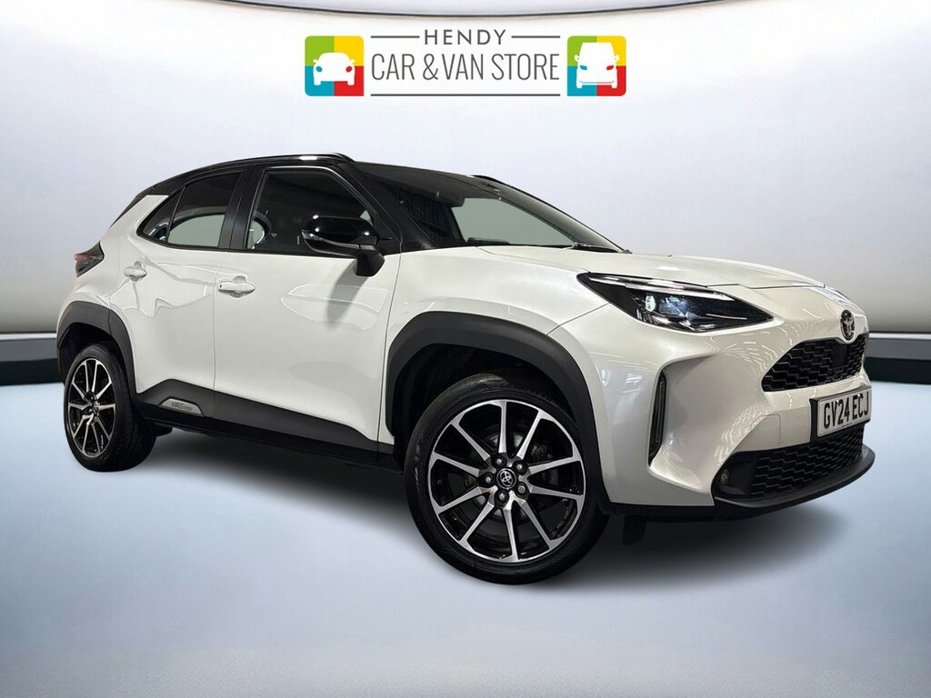 Toyota Yaris Cross 1.5 Hybrid 130 Gr Sport Cvt White