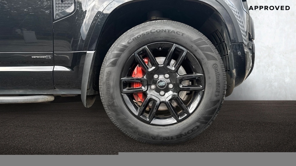 Land Rover Defender 90 3.0 P400 X 90 Black #5