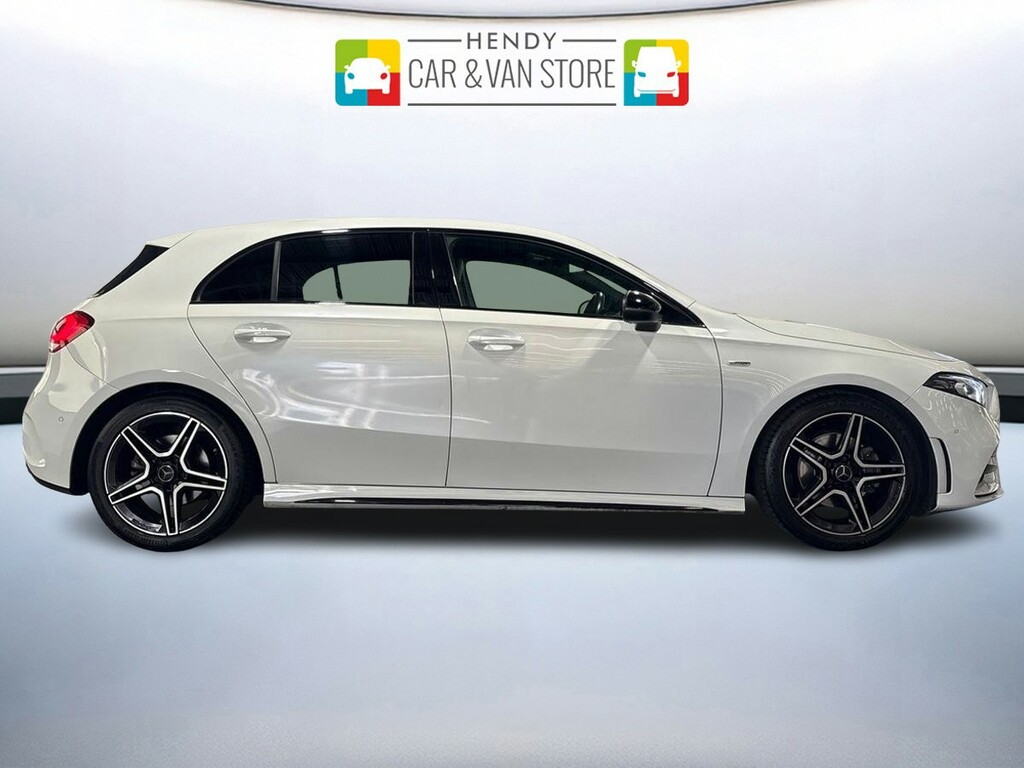 Mercedes-Benz A Class A200 Amg Line Executive Edition HX22XOS White #2