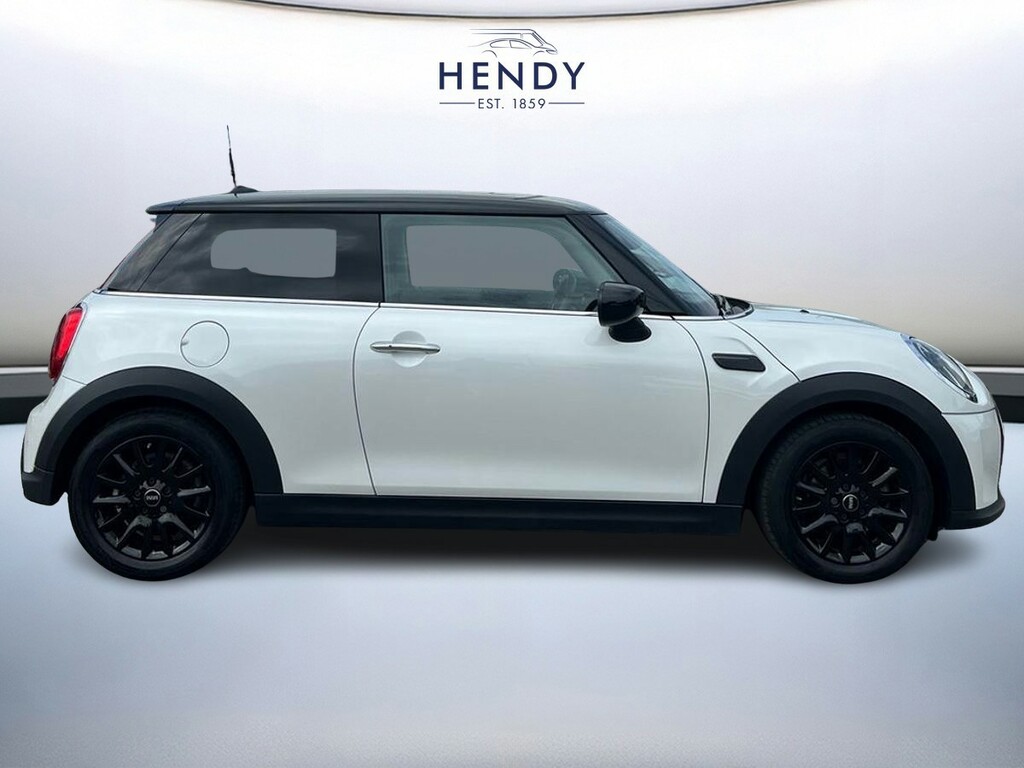 Mini Hatch 3-Door Hatch Cooper Classic HX72PZK White #2