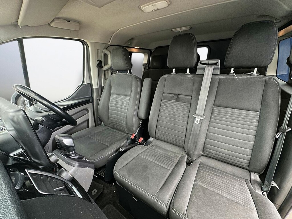 Ford Transit Custom 2.0 Ecoblue 130Ps Low Roof Dcab Limited Van MF71UWX Silver #4