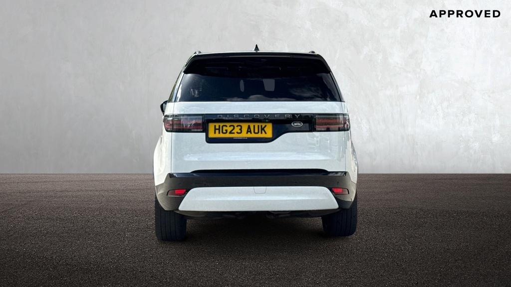 Land Rover Discovery 3.0 D300 R-dynamic Se HG23AUK White #4