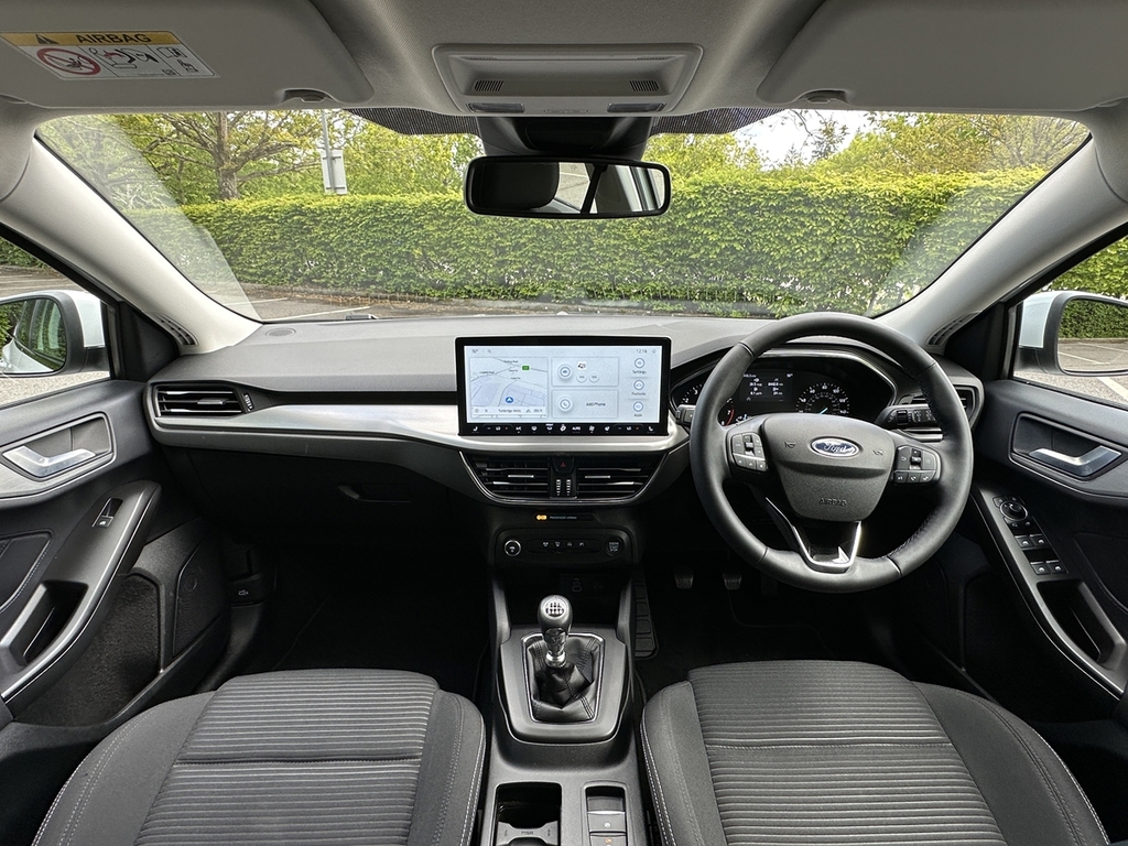 Ford Focus 1.0 Ecoboost Hybrid Mhev Titanium GF24UFB White #3
