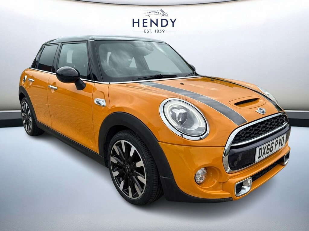 Mini Hatch 5-Door Hatch Cooper S Orange