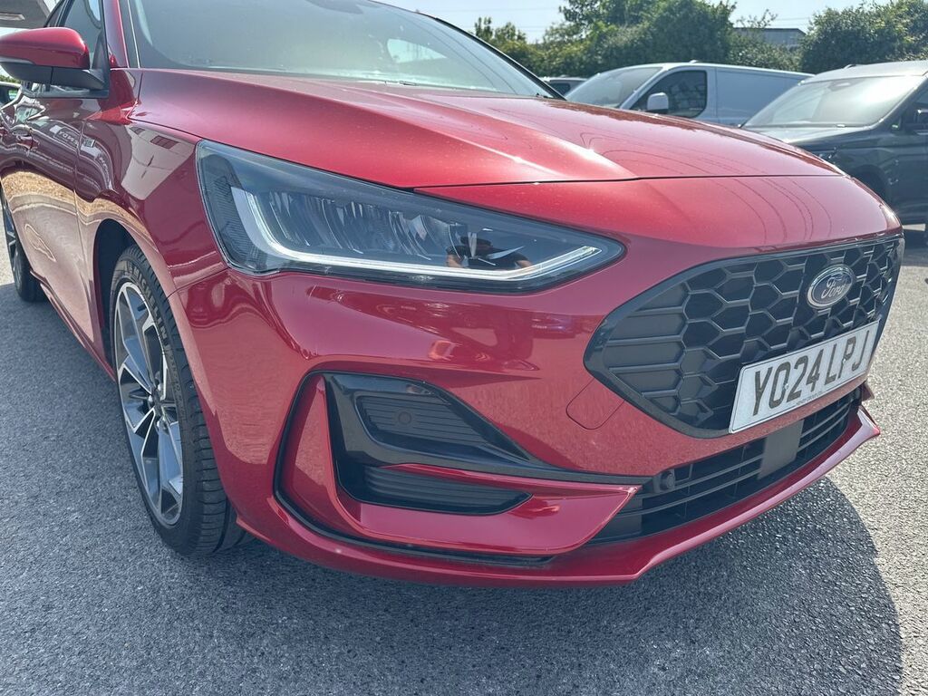 Ford Focus 1.0 Ecoboost Hybrid Mhev 155 St-line X Red #3