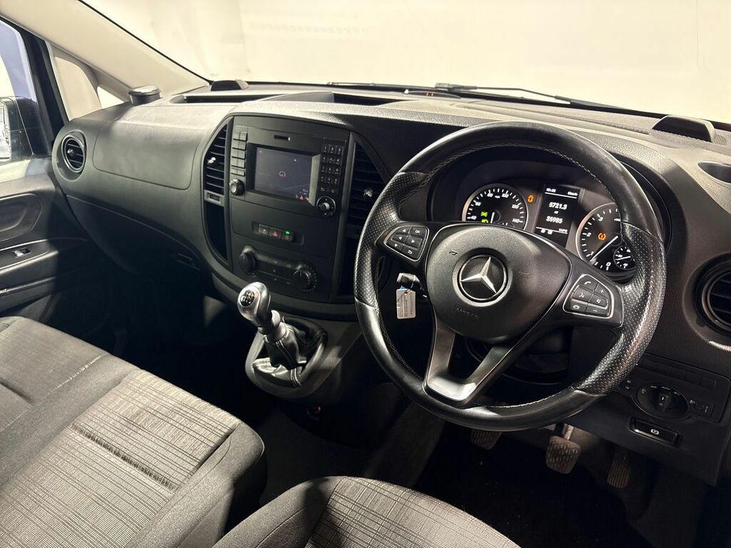 Mercedes-Benz Vito Vito 116Cdi Van L2 Premium Eu6c 2019 Blue #3