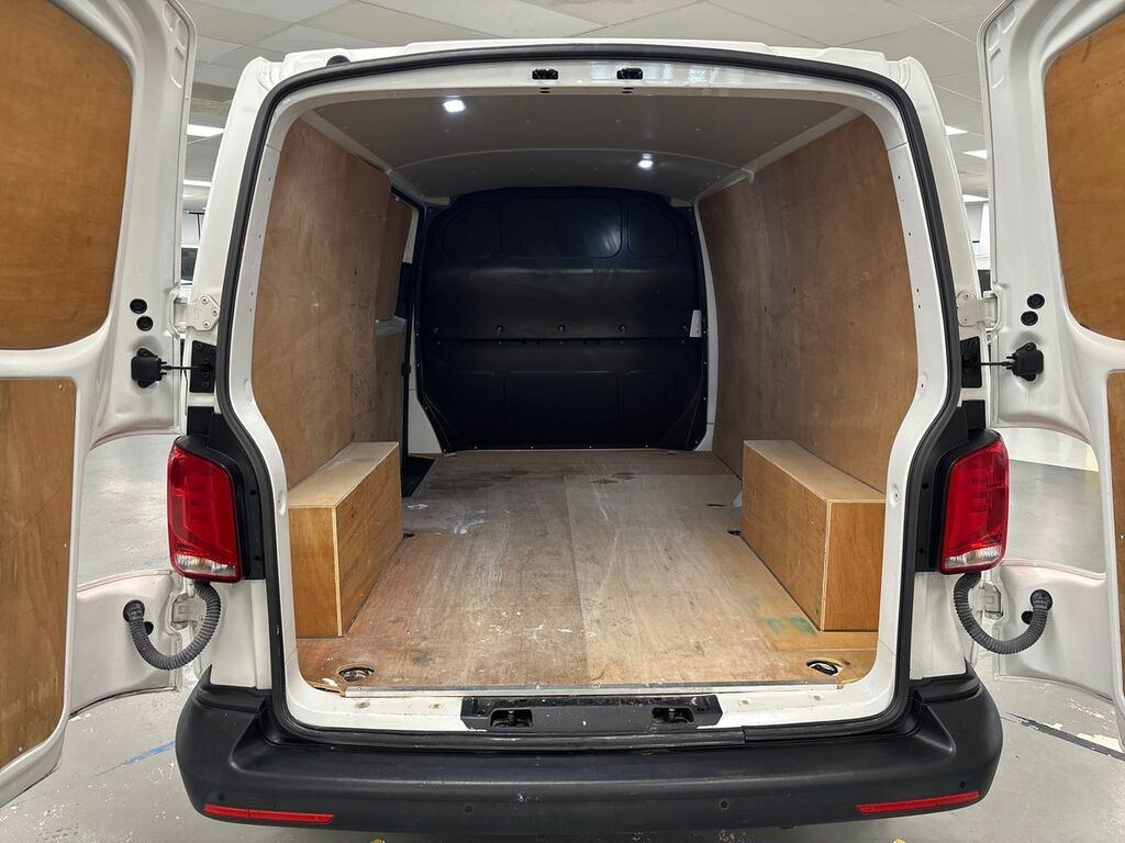 Volkswagen Transporter 2.0 Tdi 110 Startline Van VO23XXV White #5