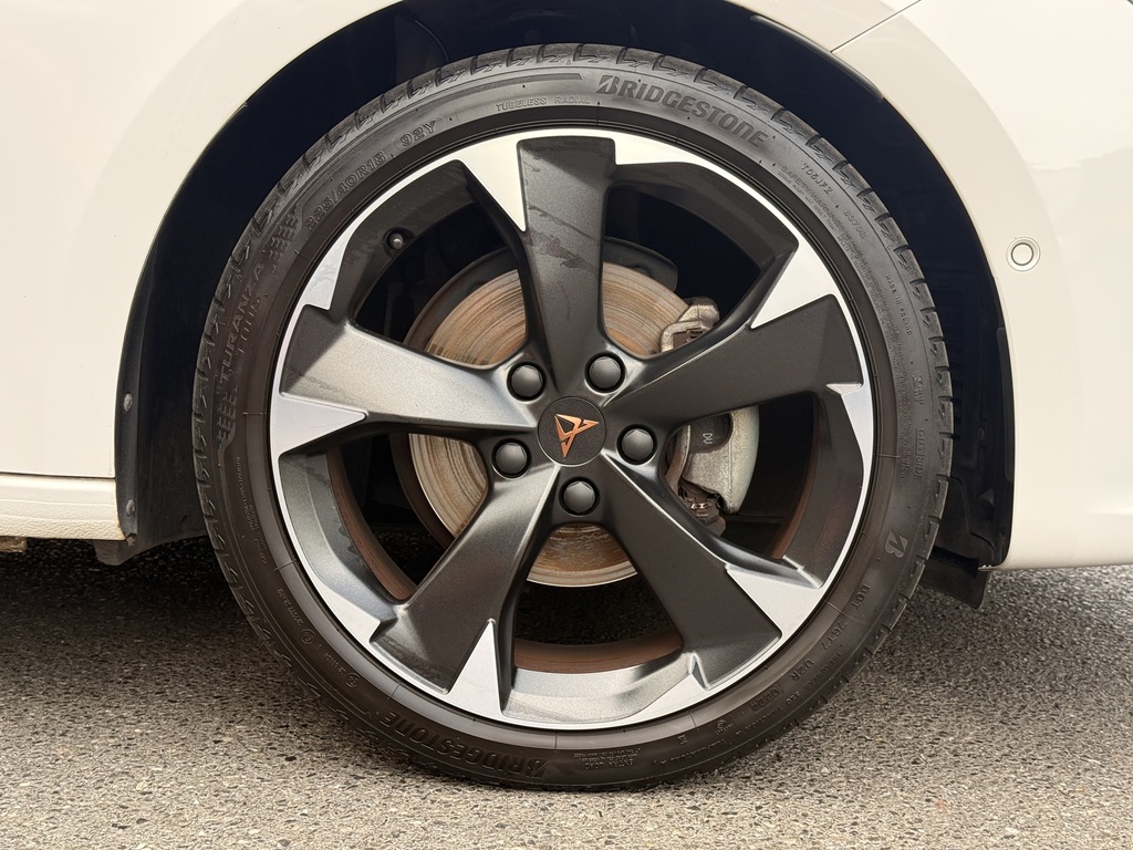 Cupra Leon 1.5 Tsi V1 DE24BLK White #5