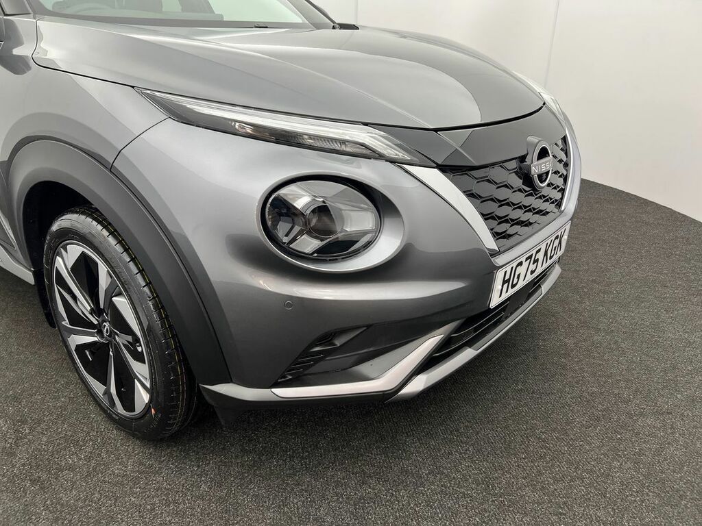 Nissan Juke 1.6 Hybrid Tekna HG75KGK Black #3