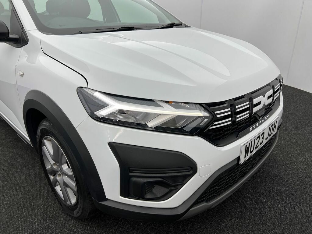 Dacia Sandero Stepway 1.0 Tce Essential WU23JOH White #3