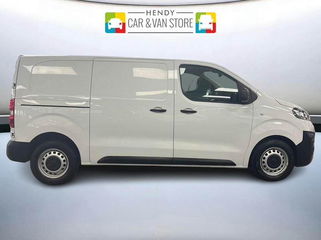 Vauxhall Vivaro 2900 1.5D 100Ps Dynamic H1 Van BG72AXO White #2