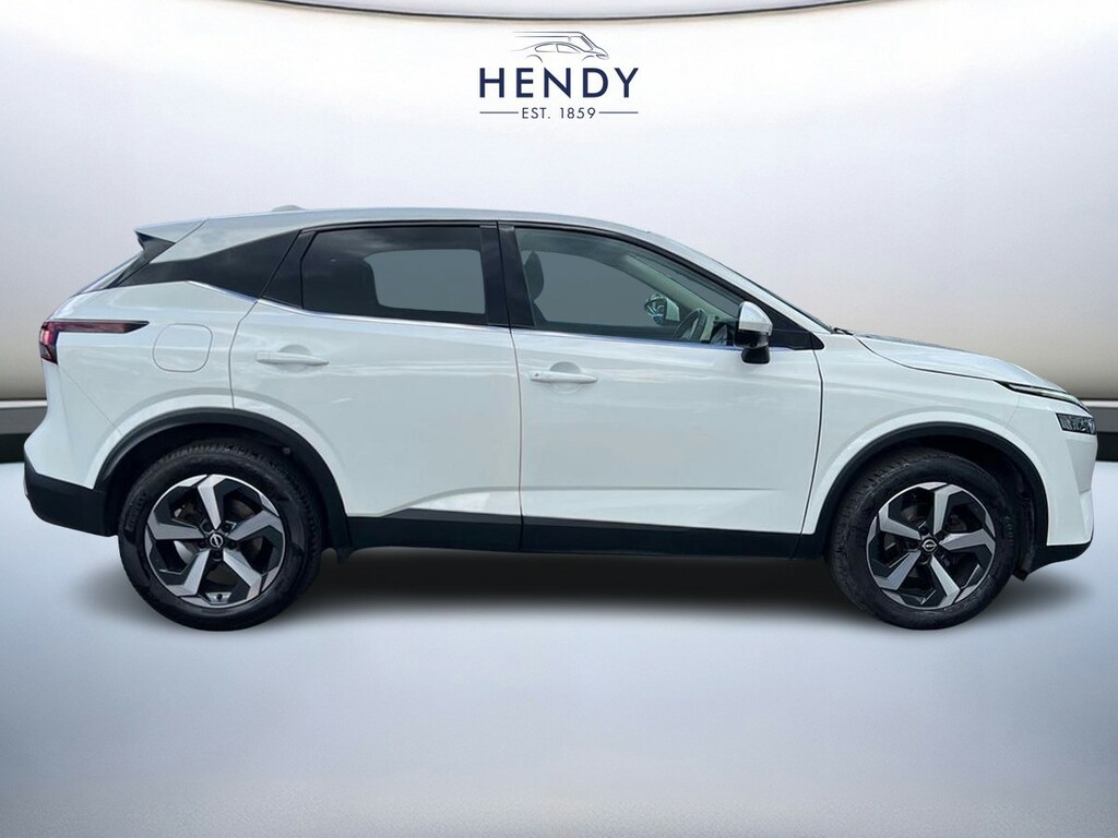 Nissan Qashqai 1.3 Dig-t Mh 158 N-connecta Xtronic YE23NWU White #2