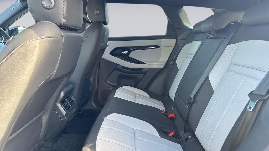 Land Rover Range Rover Evoque 2.0 D200 Edition HV75EAE Black #4
