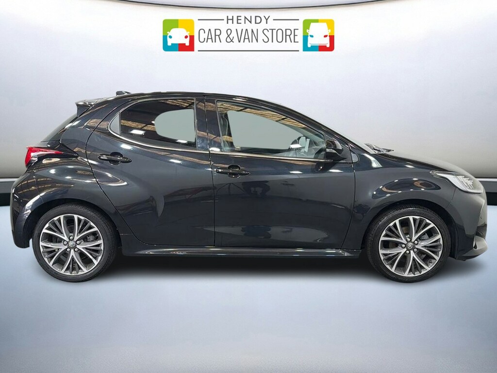 Toyota Yaris 1.5 Hybrid Excel Cvt HG23JFZ Black #2