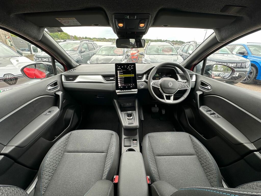 Renault Captur 1.8 E-tech Full Hybrid 160 Evolution Red #3