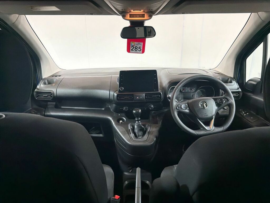 Vauxhall Combo Life 1.2 Turbo Energy 7 Seat Blue #3