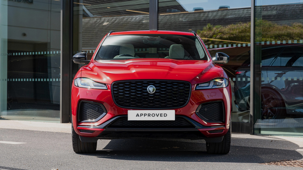 Jaguar F-Pace 2.0 D200 R-dynamic Hse Black 90Th Anniv Red #6