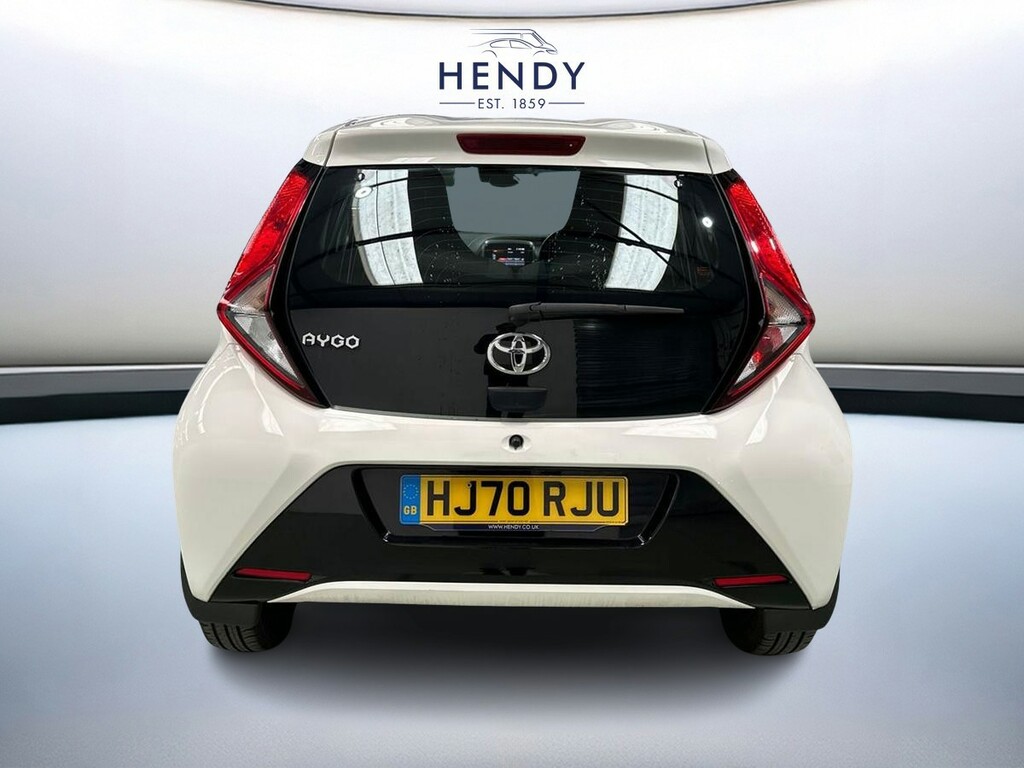 Toyota Aygo 1.0 Vvt-i X-play Tss White #5