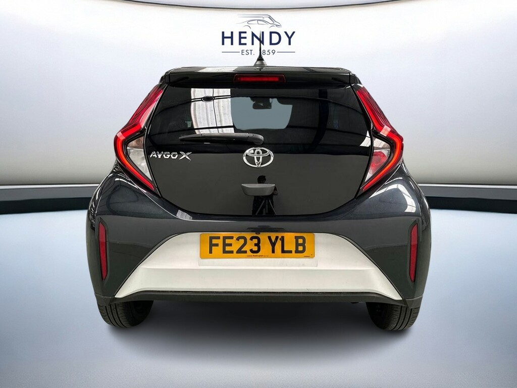 Toyota Aygo X 1.0 Vvt-i Edge FE23YLB White #5