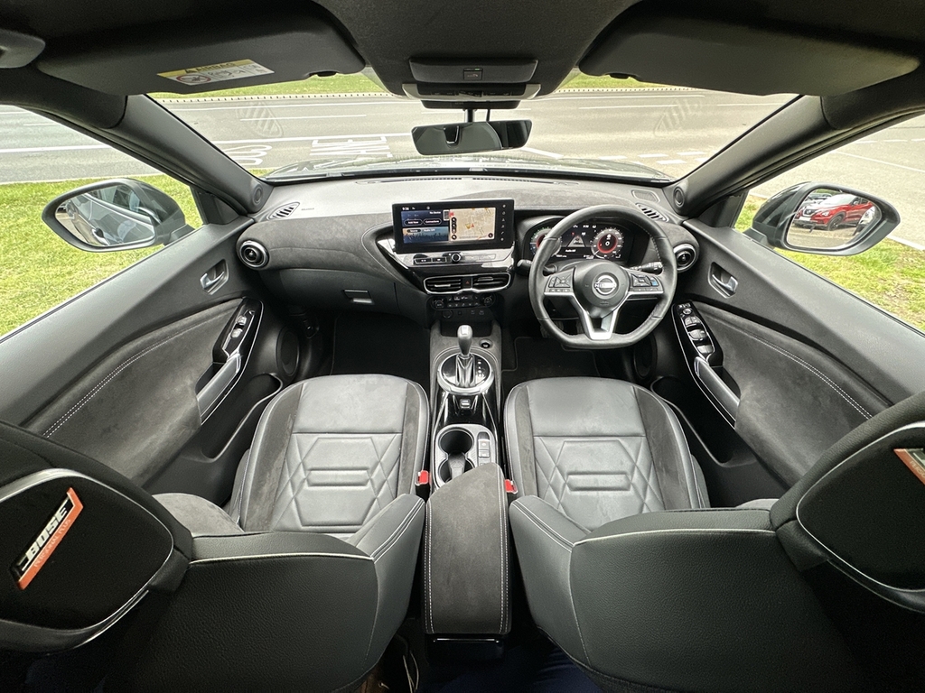 Nissan Juke 1.6 Hybrid Tekna LD74DPE Grey #3