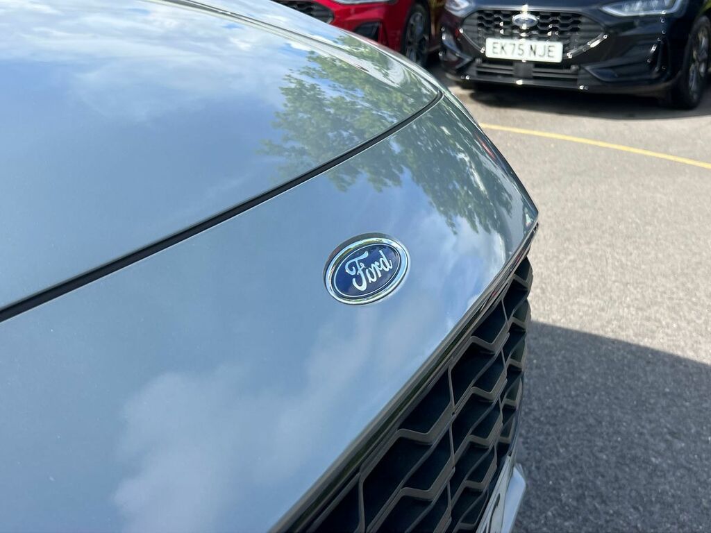 Ford Kuga 1.5 Ecoboost 150 St-line Edition HX73NTC Silver #3