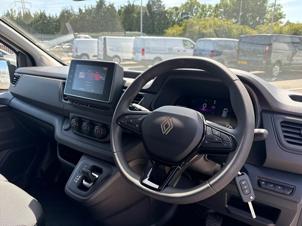 Renault Trafic Sl30 Blue Dci 150 Advance Safety Van Eag9 HY26PWF White #2