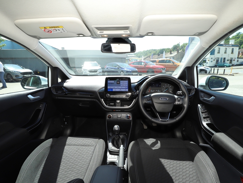 Ford Fiesta 1.0 Ecoboost Titanium GY23HDC White #3
