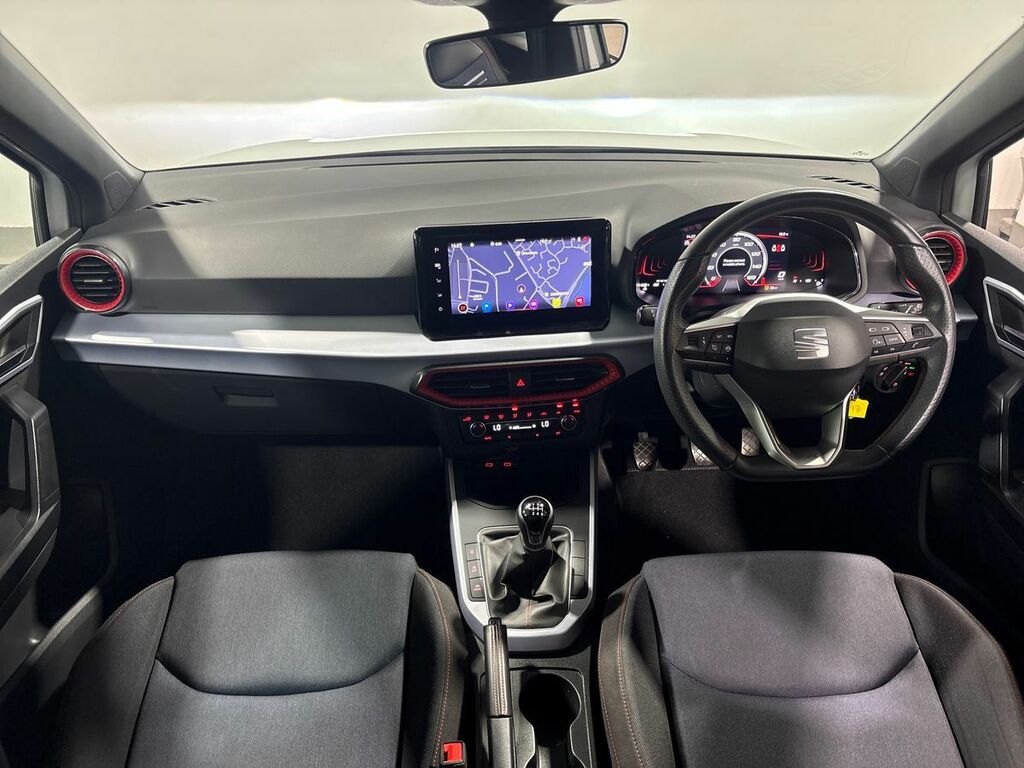 Seat Arona 1.0 Tsi 110 Fr HK73BYA White #3