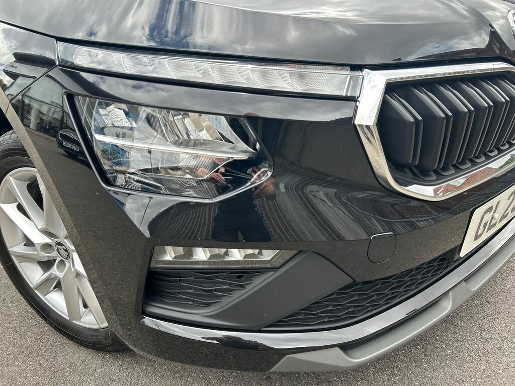 Skoda Kamiq 1.0 Tsi Se Edition Dsg GL25UTX Black #3