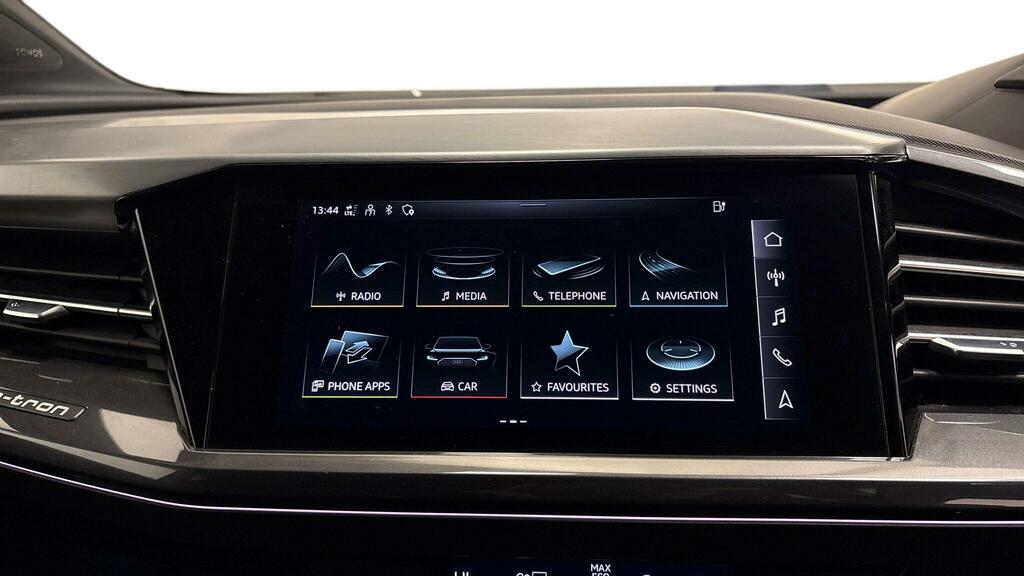 Audi Q4 E Tron 40 Launch Edition 82Kwh PL21DFJ #6