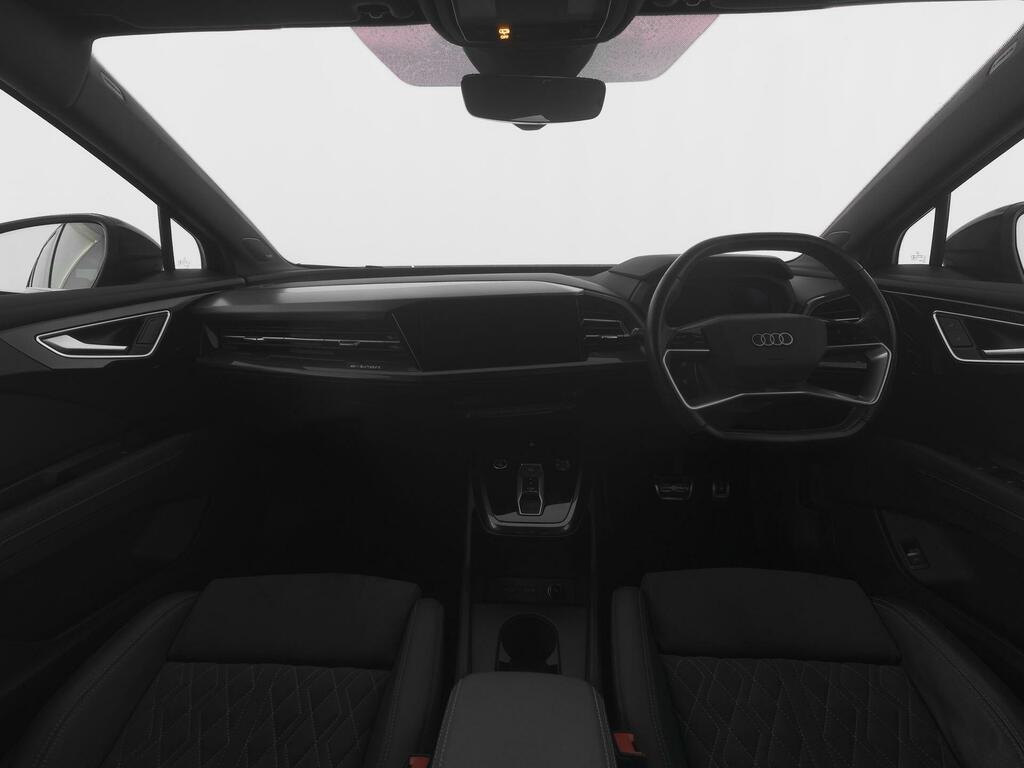Audi Q4 E Tron 40 S Line 82Kwh WR72OTT #3